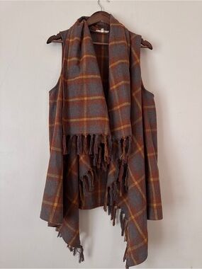 Entro Plaid Fringe Draped Vest in Rust and Gray - Size L